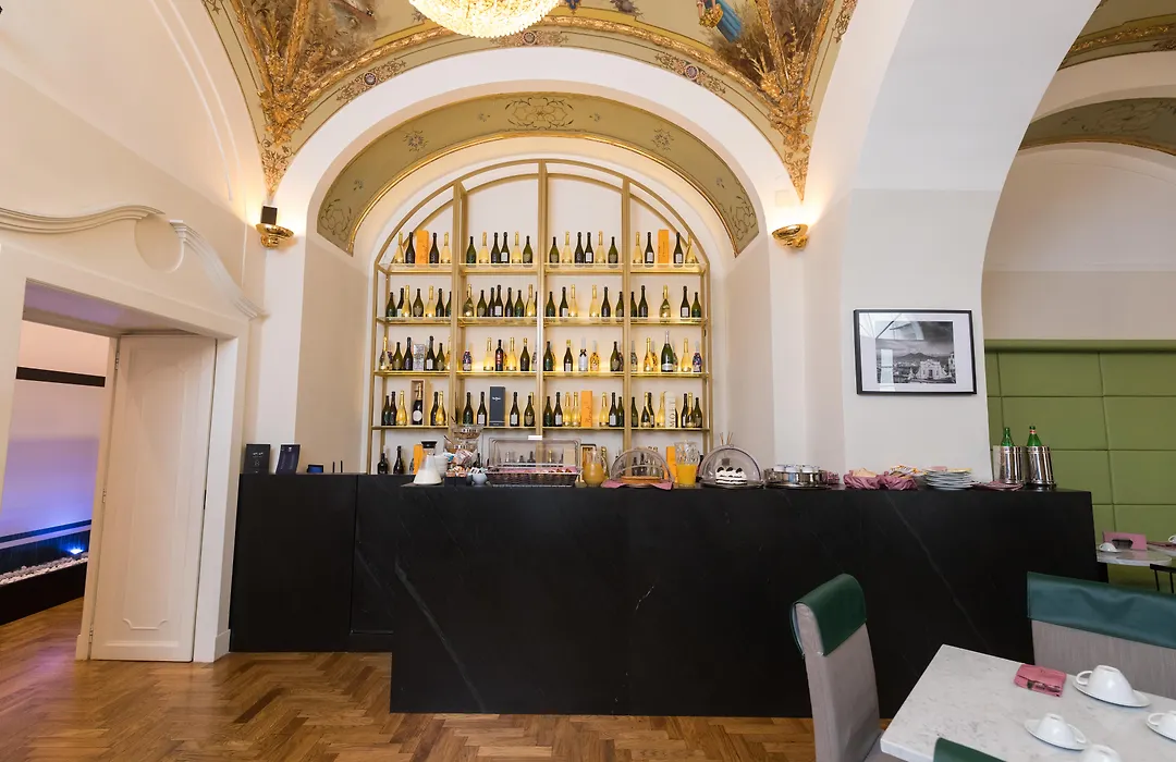 Il Salotto della Regina-1