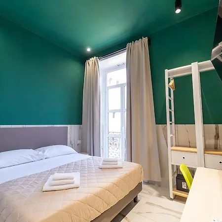 P.C. Boutique Medina H. Napoli Centro, By Clapa Group-2