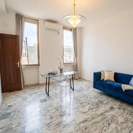 Munì Boutique Flat-3